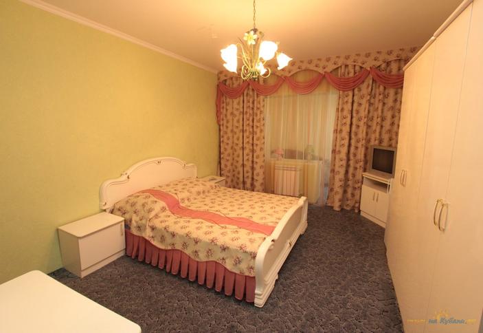 Двухместный номер, Гостиница Виола, г. Геленджик, с. Дивноморское