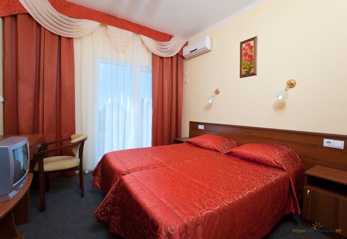 Стандарт двухместный в корпусе (с дополнительным местом) . Санаторий Рябинушка, г. Анапа