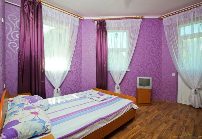 Двухместный номер с двуспальной кроватью. Гостевой дом Самуэл, г. Сочи, Адлерский р-н