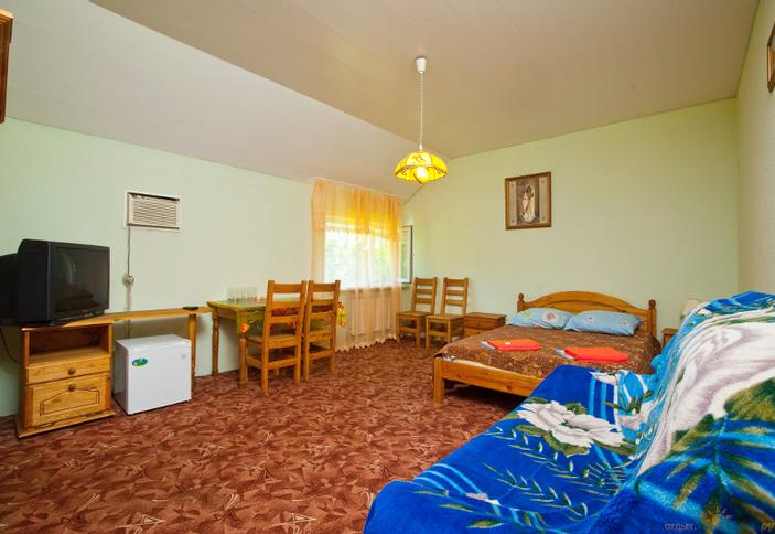 Четырехместный семейный номер. Мини-гостиница Вита, г. Сочи, Адлерский р-н