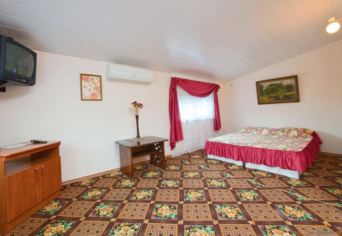 Четырехместный номер ПК. Гостевой дом Зеленый дворик, Туапсинский район, п. Агой