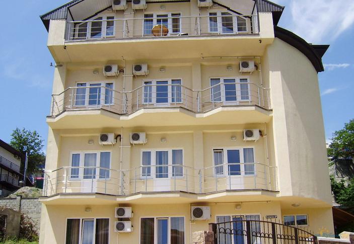 Фасад, гостевой дом, Спартак, Туапсинский р-н, п. Ольгинка