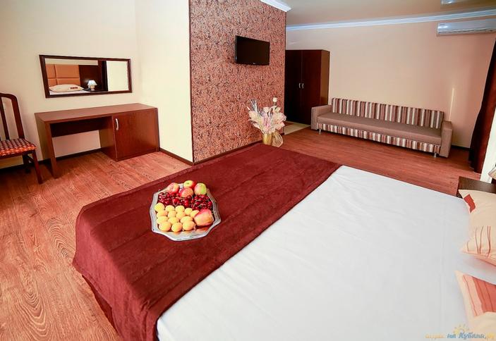 Люкс. Отель Вавилон. Геленджик