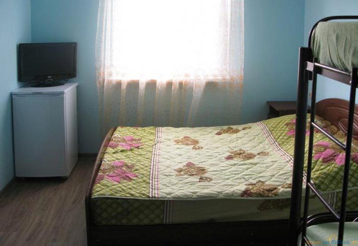 Стандарт трехместный, гостевой дом Катюша, г. Туапсе, п. Дедеркой