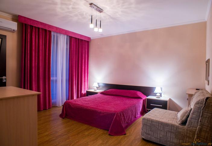 Трехместный комфорт, 2 корпус. Гостевой дом Приморье, Туапсинский р-н, с. Ольгинка