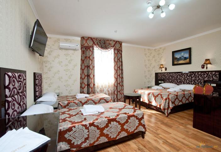 Полулюкс четырехместный. Отель Rosa del Viento (Роза ветров), г. Туапсе