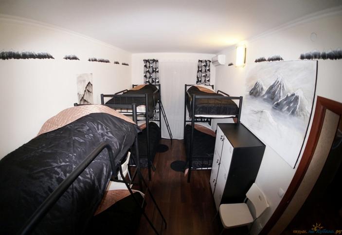 Комната Горы. Хостел 