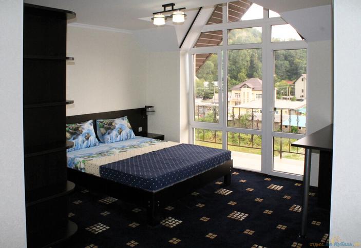 Номер четырехместный стандарт. Гостиница 