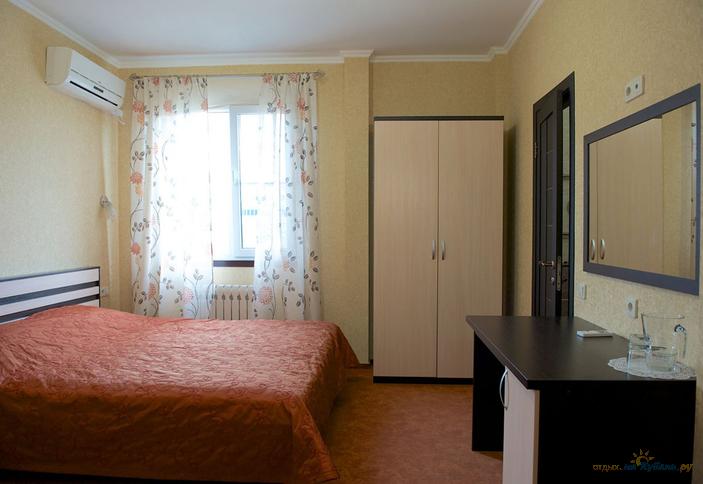 Двухместный номер. База отдыха Старая Мельница, п. Мостовской