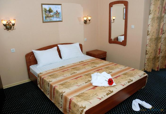 Коттедж двухэтажный. Гостиничный комплекс Маринус, г. Геленджик, с. Кабардинка