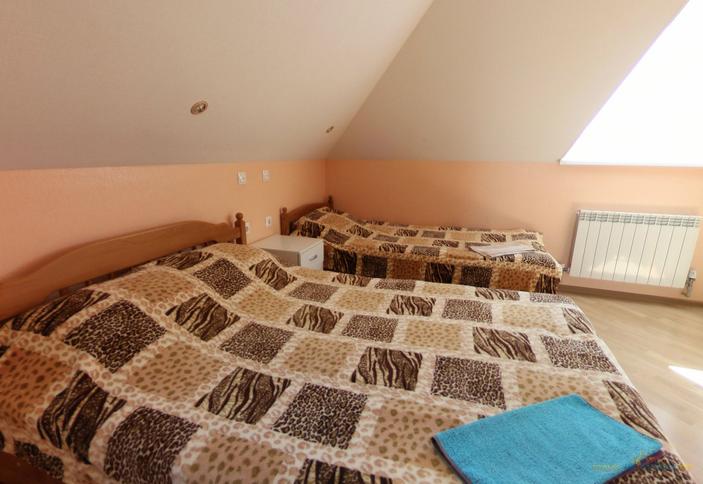 Дом №4 рыболовно-охотничей базы Азовские плавни, Славянский район, х. Ставки