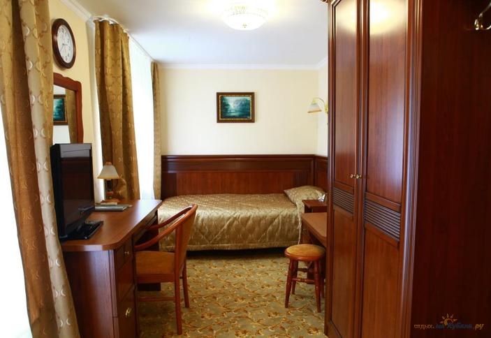 Одноместный номер. Пансионат с лечением Урал, г. Анапа