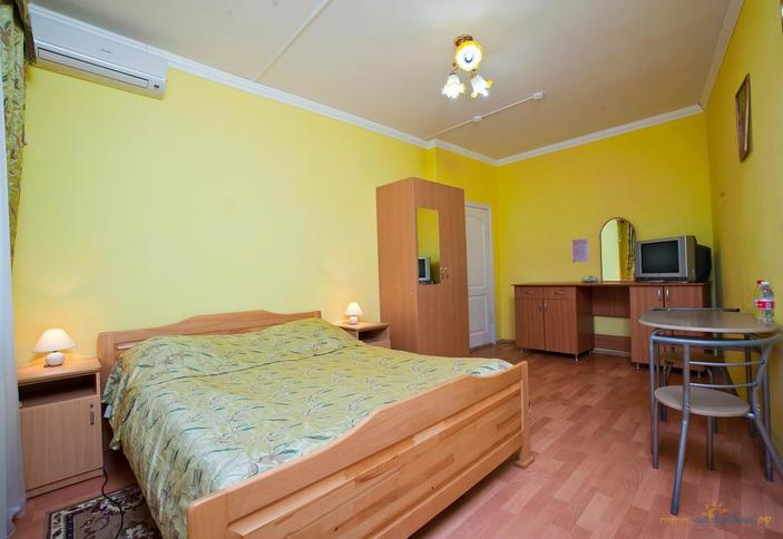 Семейный двухкомнатный номер. Пансионат Большая медведица, Апшеронский район, х. Гуамка