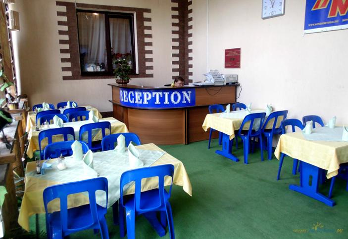 Столовая и ресепшен Гостиница 