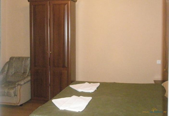 Люкс трехкомнатный, Жемчужина, база отдыха, г. Геленджик, с. Кабардинка