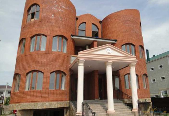 Центральный вход ГД Троя, кп. Витязево