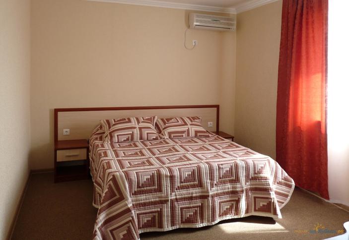 Полулюкс без балкона. Гостевой дом Тихий берег, г. Анапа, п. Витязево