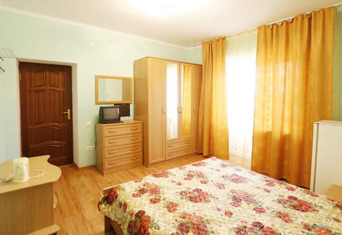 Стандарт двухместный улучшенный. Гостевой дом 