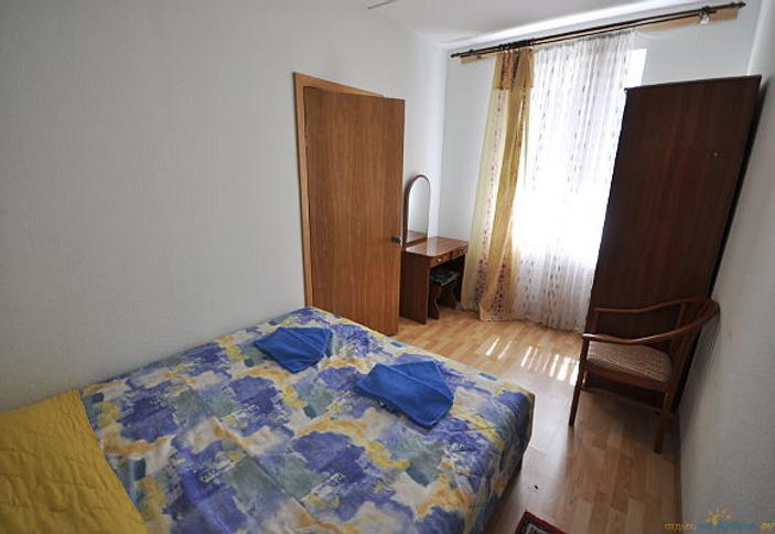 Двухкомнатный номер в коттедже №1, санаторий Солнечный, г. Геленджик, с. Кабардинка