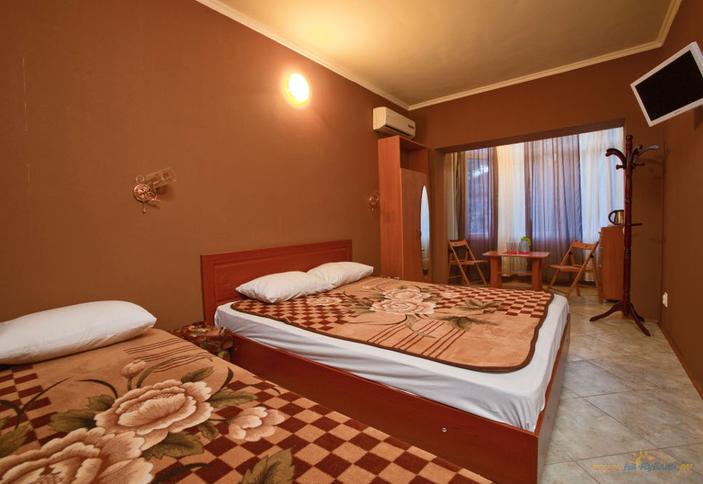 Трехместный комфорт. Гостевой дом Якорь, Туапсинский р-н, п. Ольгинка