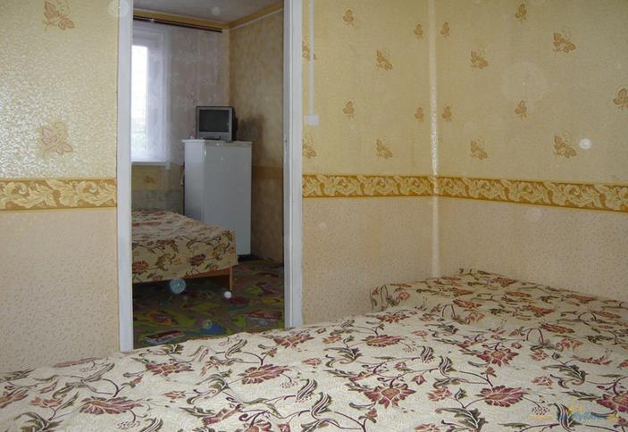 Двухкомнатный домик со всеми удобствами. Гостевой дом Тандем, Темрюкский район, п. Пересыпь