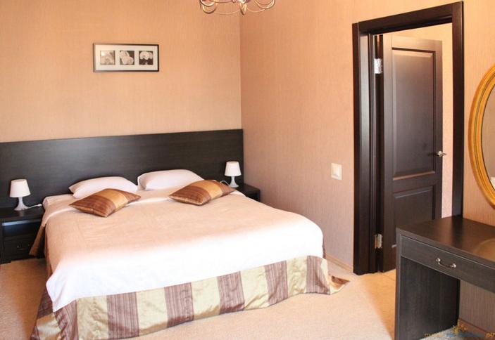 Люкс. Ресторанно-гостиничный комплекс Канцлер, г. Тихорецк