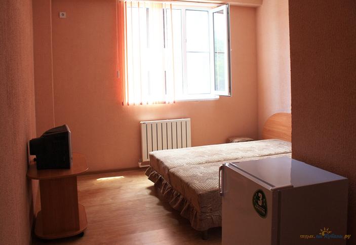 Двухместный стандарт. Мини-гостиница Звездочка, г. Новороссийск, с. Южная Озереевка