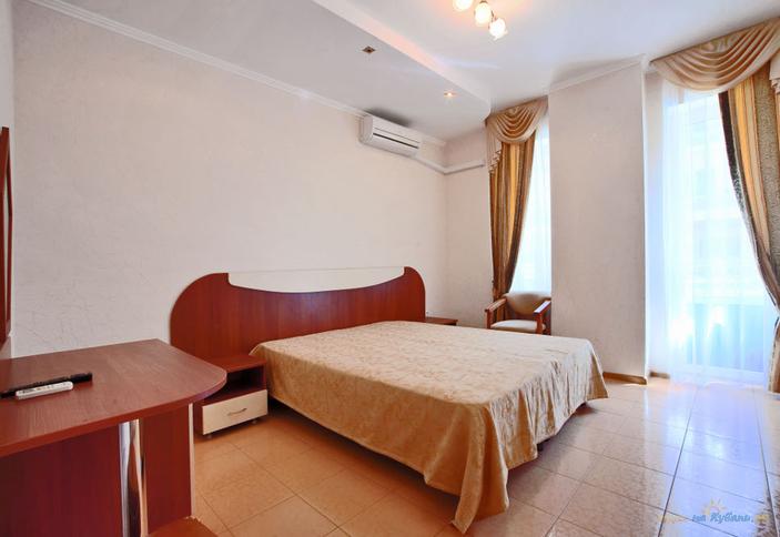 Двухместный стандарт. Гостевой дом Лев, г. Анапа, п. Сукко