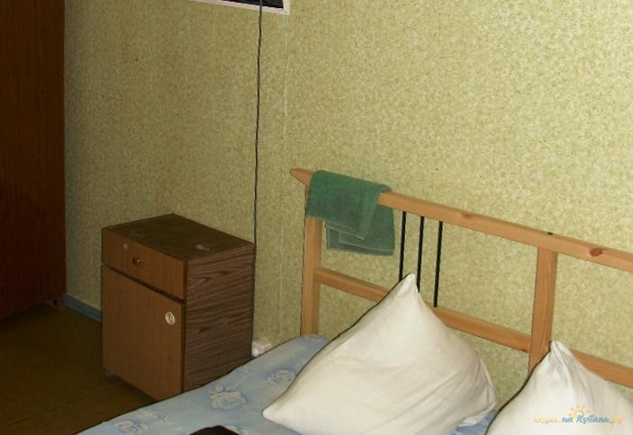 Двухкомнатный номер. База отдыха СОК Дивное, г. Геленджик, с. Дивноморское