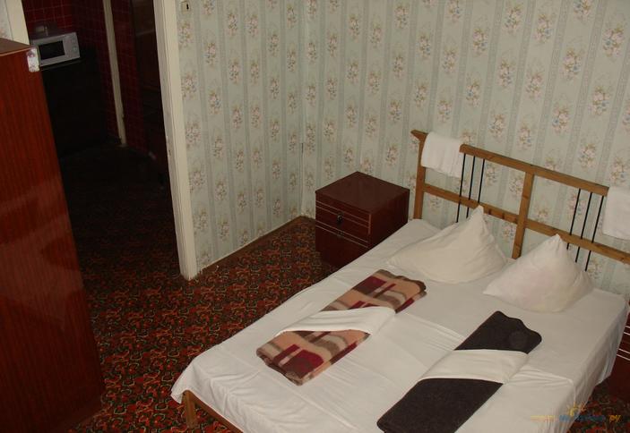 Двухкомнатный домик. База отдыха СОК Дивное, г. Геленджик, с. Дивноморское