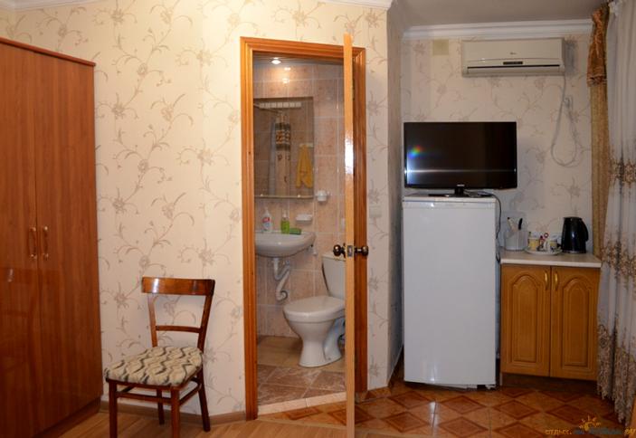 Стандарт Гостевой дом Камелия, п. Вардане