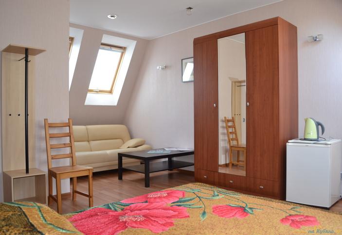 Однокомнатный полулюкс, 4 этаж. Гостевой дом Соколиное гнездо, г. Геленджик, с. Архипо-Осиповка