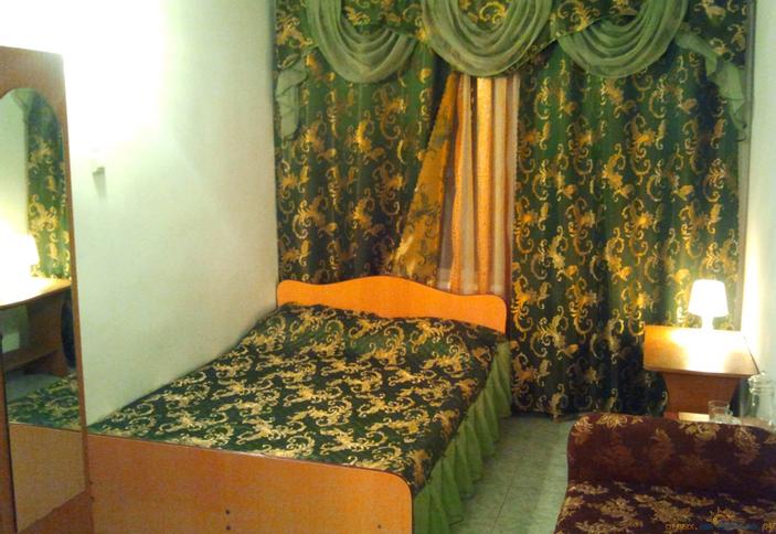 Трехместный номер. Гостиница 