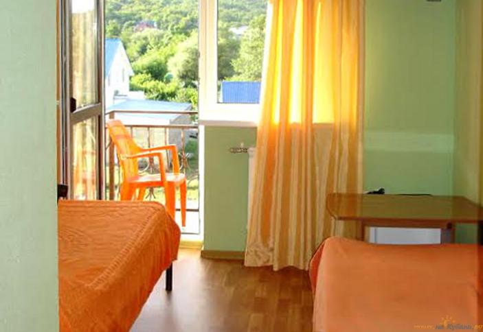 Трехместный номер, гостевой дом На земляничной, г. Геленджик, с. Архипо-Осиповка