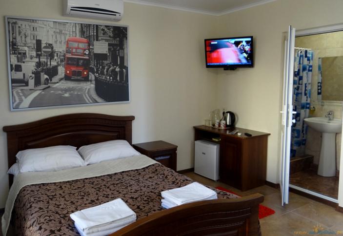 Полулюкс. Гостевой дом 