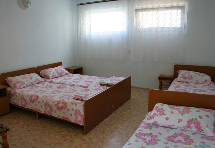 Четырехместный эконом Гостевой дом Эльпида, г. Анапа