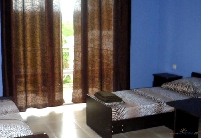 Двухместный стандарт с кондиционером Гостевой дом Мадрид, п. Джубга