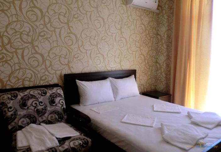 Двухместный полулюкс. Отель IDEAL, п. Витязево