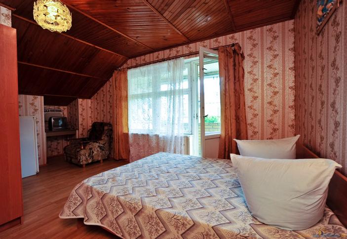 Стандарт трехместный. Частный дом Айвенго, г. Геленджик