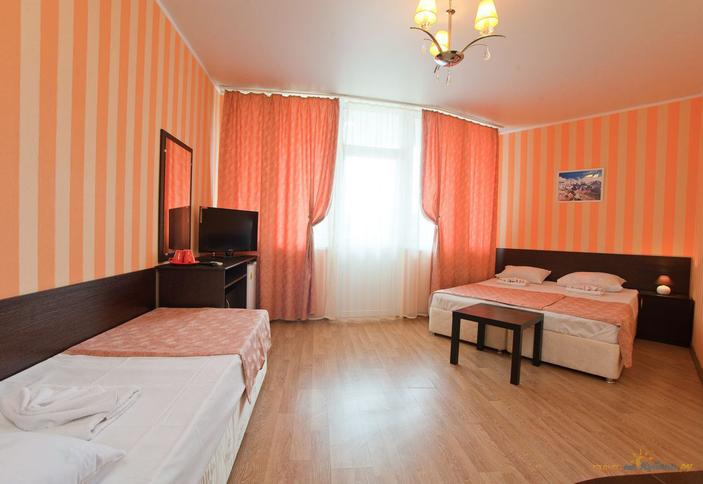 Комфорт трехместный. Гостевой дом Винговер, г. Анапа, п. Сукко