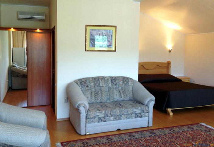 Студио. Гостевой дом Фем Ландия, г. Геленджик, с. Архипо-Осиповка