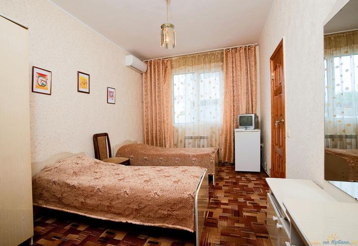 Двухместный стандарт. Гостевой дом Валентина, г. Адлер