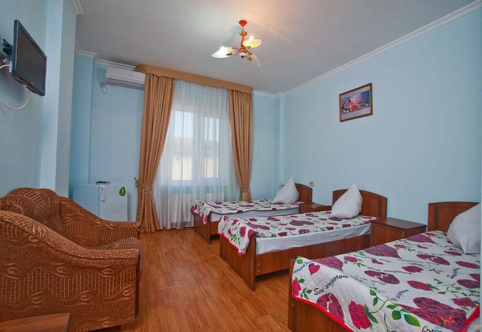 Трехместный с удобствами. Гостевой дом Золотая Лилия, Туапсинский р-н, с. Лермонтово