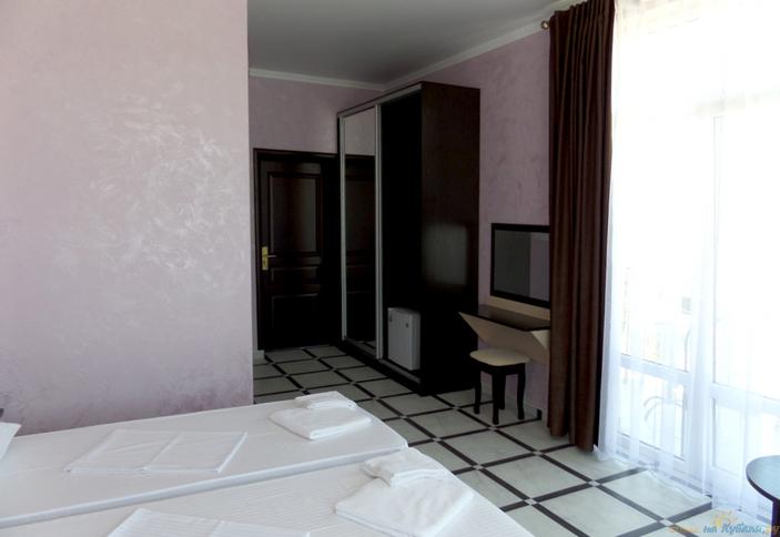 Номер. Гостевой дом Космос (у аквапарка), пос. Витязево