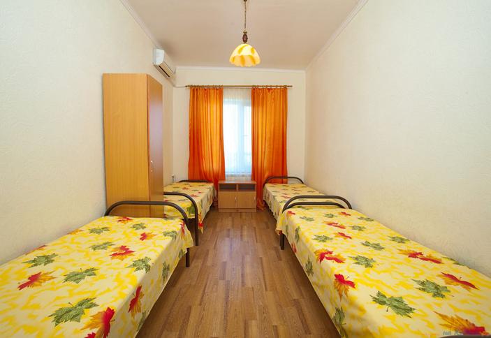 Четырехместный эконом. Гостевой дом Звезда Байкала, г. Анапа, п. Витязево