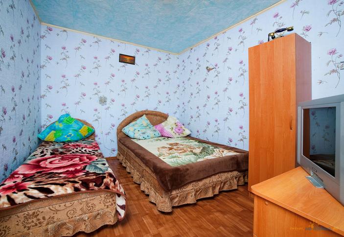 Двухкомнатный люкс. Гостевой дом Пионер, п. Кучугуры