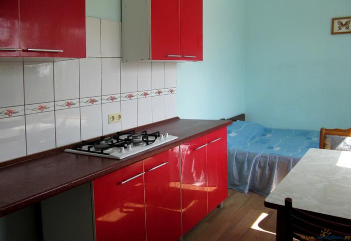 Трехместный эконом. Гостевой дом Татьяна, г. Геленджик