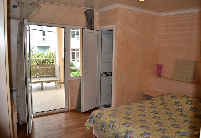 Трехместный стандарт. Мини-отель Ирена, г. Адлер