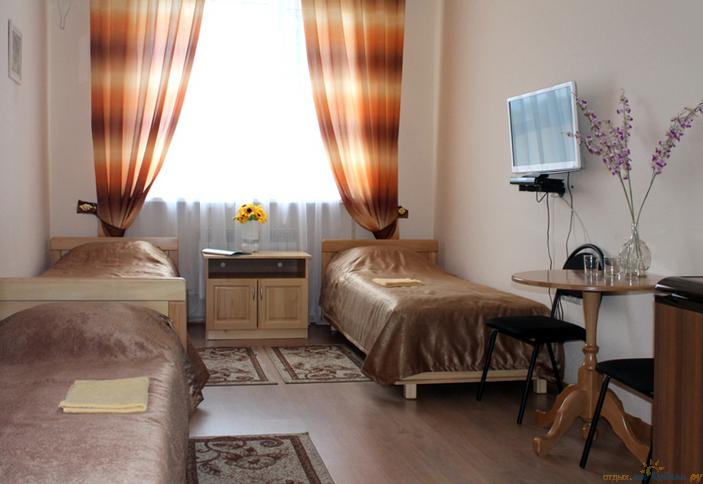 Трехместный стандарт. Гостевой дом Лисья Нора, п. Псебай