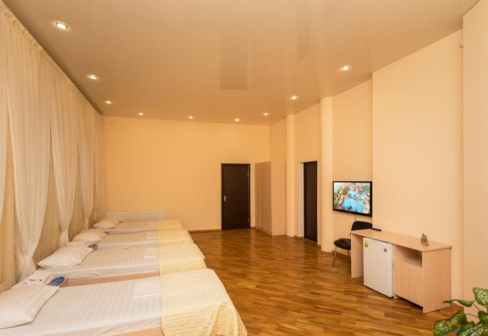 Стандарт трехместный. Отель Славянка, г. Краснодар